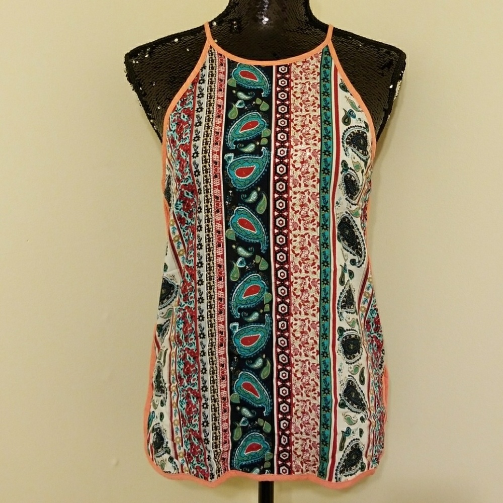 Beautiful paisley patterned shirt.